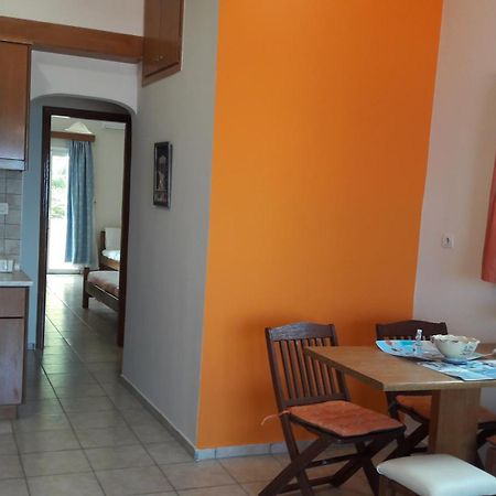 Apartmán Orange Fodele Pokoj fotografie